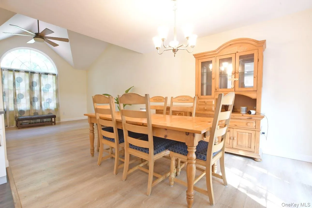 224C Country Road, Brookhaven, NY, 4 Bedrooms Bedrooms, 9 Rooms Rooms,3 BathroomsBathrooms,Residential,For Rent,Country,0,1033728 224C Country Road, Brookhaven, NY, 4 Bedrooms Bedrooms, 9 Rooms Rooms,3 BathroomsBathrooms,Residential,For Rent,Country,0,1033728