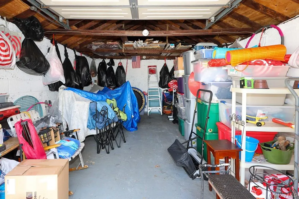 7 Catherine Court, Hempstead, NY, 4 Bedrooms Bedrooms, 6 Rooms Rooms,2 BathroomsBathrooms,Residential,For Rent,Catherine,0,1033732 7 Catherine Court, Hempstead, NY, 4 Bedrooms Bedrooms, 6 Rooms Rooms,2 BathroomsBathrooms,Residential,For Rent,Catherine,0,1033732