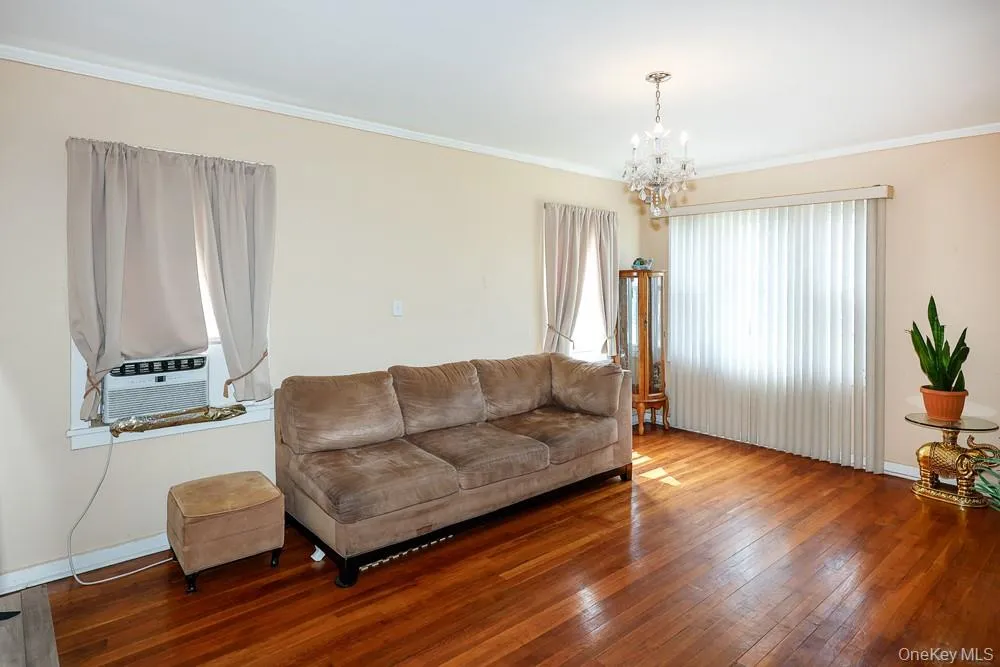 7 Catherine Court, Hempstead, NY, 4 Bedrooms Bedrooms, 6 Rooms Rooms,2 BathroomsBathrooms,Residential,For Rent,Catherine,0,1033732 7 Catherine Court, Hempstead, NY, 4 Bedrooms Bedrooms, 6 Rooms Rooms,2 BathroomsBathrooms,Residential,For Rent,Catherine,0,1033732