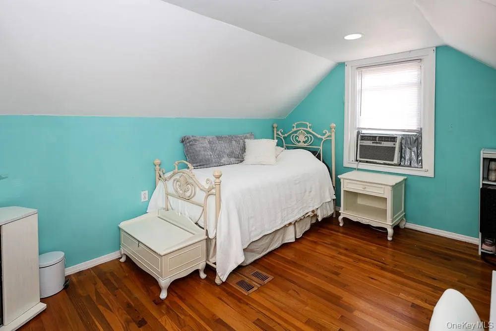 7 Catherine Court, Hempstead, NY, 4 Bedrooms Bedrooms, 6 Rooms Rooms,2 BathroomsBathrooms,Residential,For Rent,Catherine,0,1033732 7 Catherine Court, Hempstead, NY, 4 Bedrooms Bedrooms, 6 Rooms Rooms,2 BathroomsBathrooms,Residential,For Rent,Catherine,0,1033732