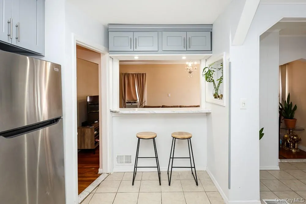 7 Catherine Court, Hempstead, NY, 4 Bedrooms Bedrooms, 6 Rooms Rooms,2 BathroomsBathrooms,Residential,For Rent,Catherine,0,1033732 7 Catherine Court, Hempstead, NY, 4 Bedrooms Bedrooms, 6 Rooms Rooms,2 BathroomsBathrooms,Residential,For Rent,Catherine,0,1033732