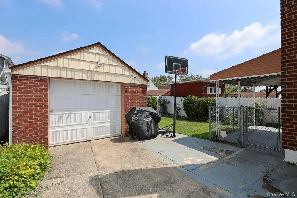 7 Catherine Court, Hempstead, NY, 4 Bedrooms Bedrooms, 6 Rooms Rooms,2 BathroomsBathrooms,Residential,For Rent,Catherine,0,1033732 7 Catherine Court, Hempstead, NY, 4 Bedrooms Bedrooms, 6 Rooms Rooms,2 BathroomsBathrooms,Residential,For Rent,Catherine,0,1033732