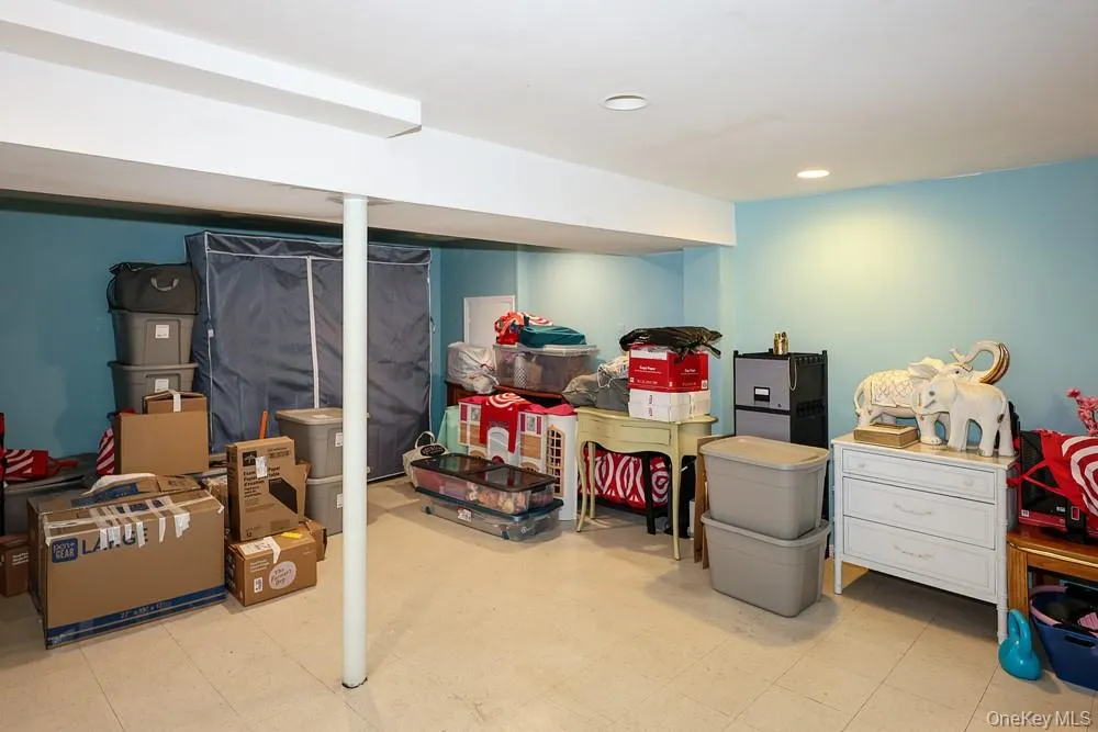7 Catherine Court, Hempstead, NY, 4 Bedrooms Bedrooms, 6 Rooms Rooms,2 BathroomsBathrooms,Residential,For Rent,Catherine,0,1033732 7 Catherine Court, Hempstead, NY, 4 Bedrooms Bedrooms, 6 Rooms Rooms,2 BathroomsBathrooms,Residential,For Rent,Catherine,0,1033732