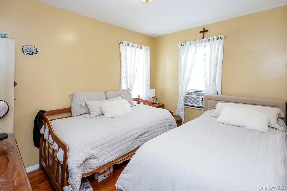 7 Catherine Court, Hempstead, NY, 4 Bedrooms Bedrooms, 6 Rooms Rooms,2 BathroomsBathrooms,Residential,For Rent,Catherine,0,1033732 7 Catherine Court, Hempstead, NY, 4 Bedrooms Bedrooms, 6 Rooms Rooms,2 BathroomsBathrooms,Residential,For Rent,Catherine,0,1033732