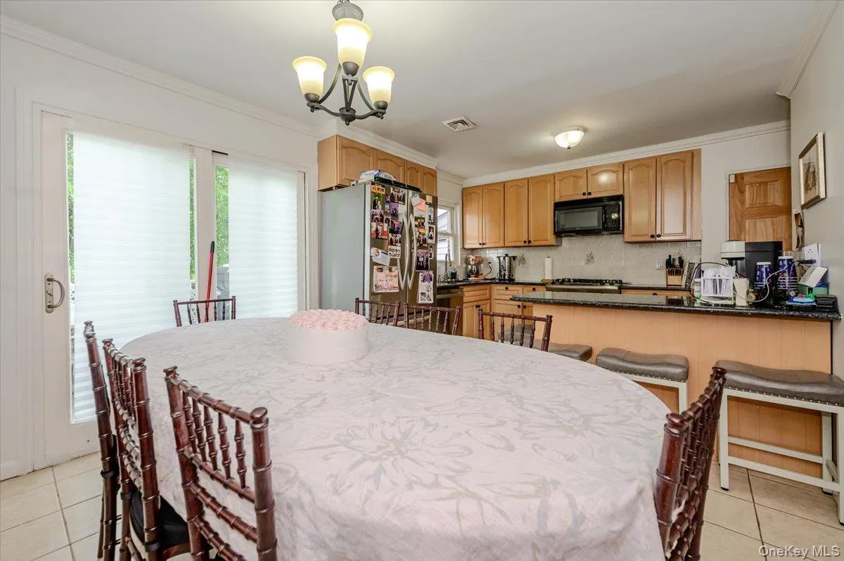 30 Cheshire Road, Hempstead, NY, 4 Bedrooms Bedrooms, 7 Rooms Rooms,2 BathroomsBathrooms,Residential,For Rent,Cheshire,0,1033735 30 Cheshire Road, Hempstead, NY, 4 Bedrooms Bedrooms, 7 Rooms Rooms,2 BathroomsBathrooms,Residential,For Rent,Cheshire,0,1033735