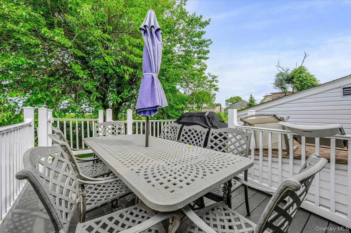 30 Cheshire Road, Hempstead, NY, 4 Bedrooms Bedrooms, 7 Rooms Rooms,2 BathroomsBathrooms,Residential,For Rent,Cheshire,0,1033735 30 Cheshire Road, Hempstead, NY, 4 Bedrooms Bedrooms, 7 Rooms Rooms,2 BathroomsBathrooms,Residential,For Rent,Cheshire,0,1033735