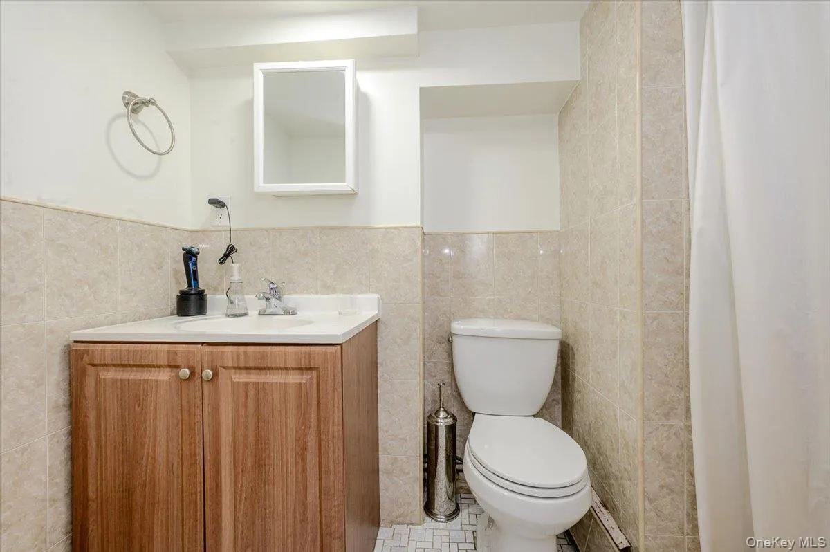 30 Cheshire Road, Hempstead, NY, 4 Bedrooms Bedrooms, 7 Rooms Rooms,2 BathroomsBathrooms,Residential,For Rent,Cheshire,0,1033735 30 Cheshire Road, Hempstead, NY, 4 Bedrooms Bedrooms, 7 Rooms Rooms,2 BathroomsBathrooms,Residential,For Rent,Cheshire,0,1033735