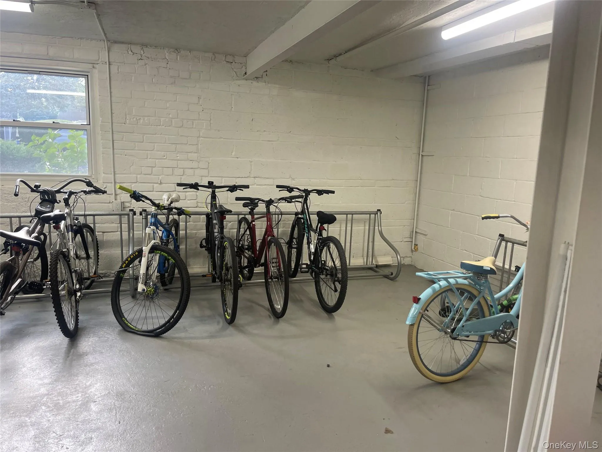 Bicycle room Bicycle room