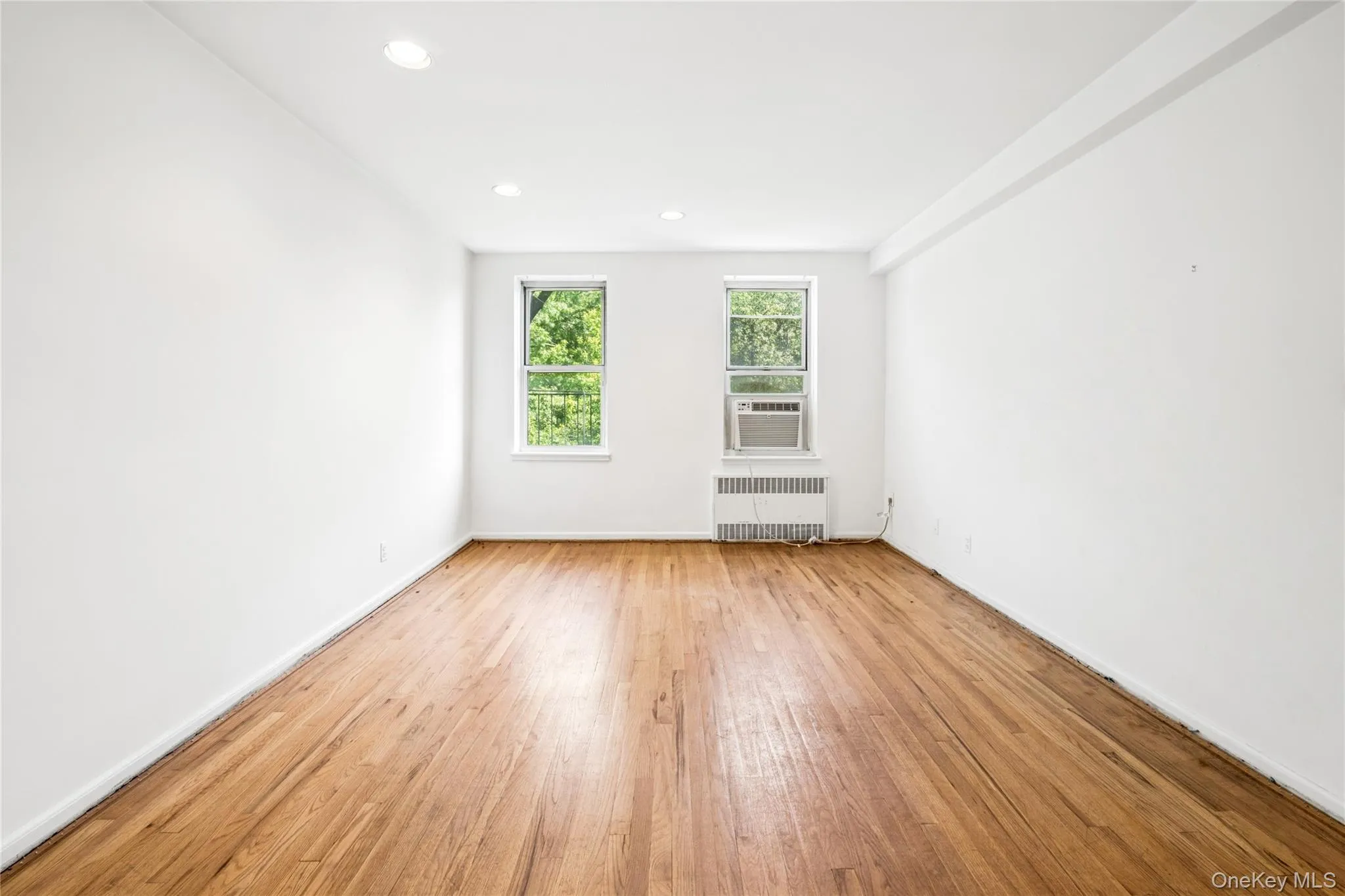 247 Parkview Avenue, Yonkers, NY, 2 Bedrooms Bedrooms, 4 Rooms Rooms,1 BathroomBathrooms,Residential,For Rent,Parkview,0,1033744 247 Parkview Avenue, Yonkers, NY, 2 Bedrooms Bedrooms, 4 Rooms Rooms,1 BathroomBathrooms,Residential,For Rent,Parkview,0,1033744