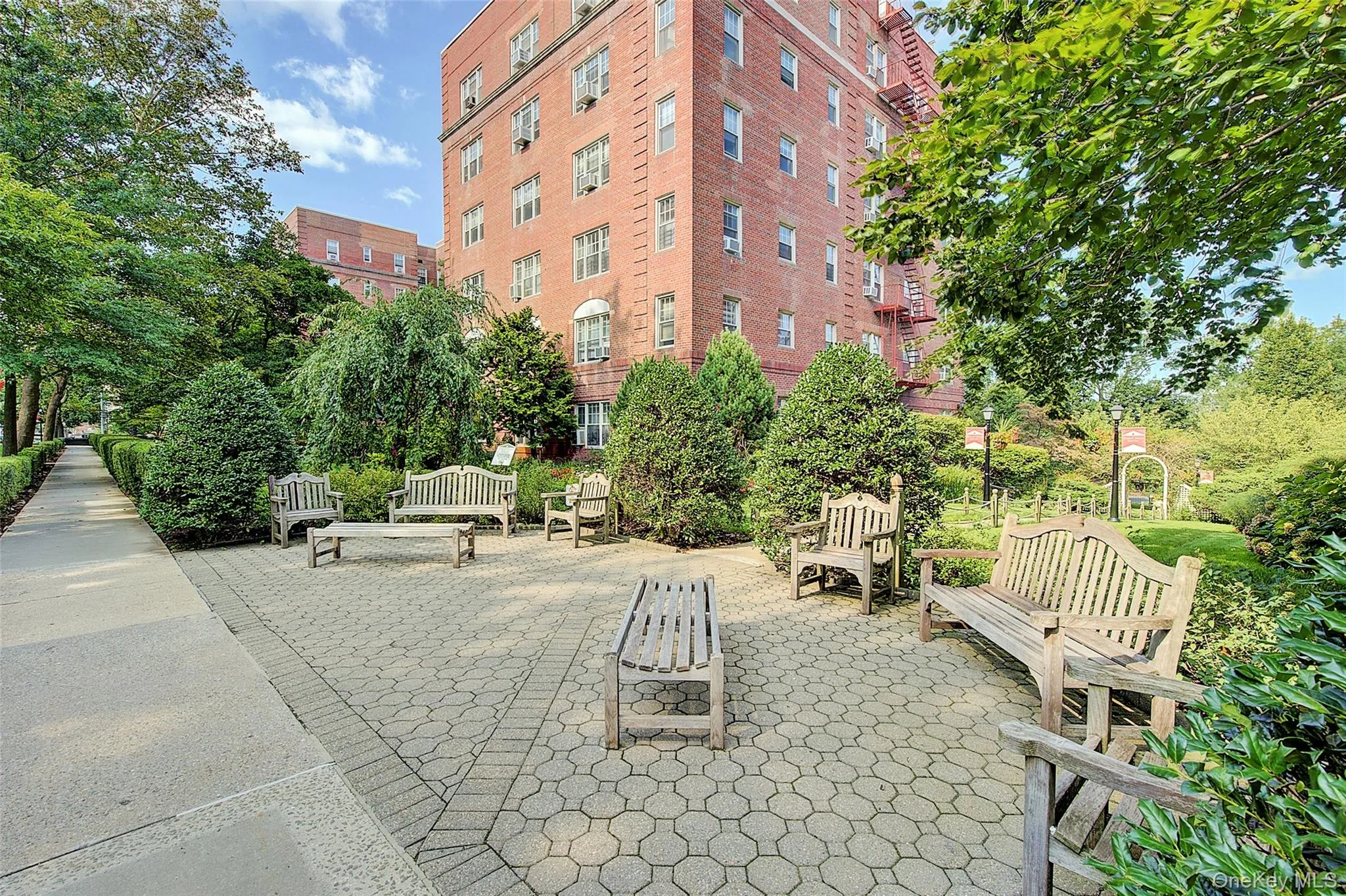 77-15 113th Street, New York, NY, 1 Bedroom Bedrooms, 3 Rooms Rooms,1 BathroomBathrooms,Residential,For Rent,113th,0,1033756 77-15 113th Street, New York, NY, 1 Bedroom Bedrooms, 3 Rooms Rooms,1 BathroomBathrooms,Residential,For Rent,113th,0,1033756