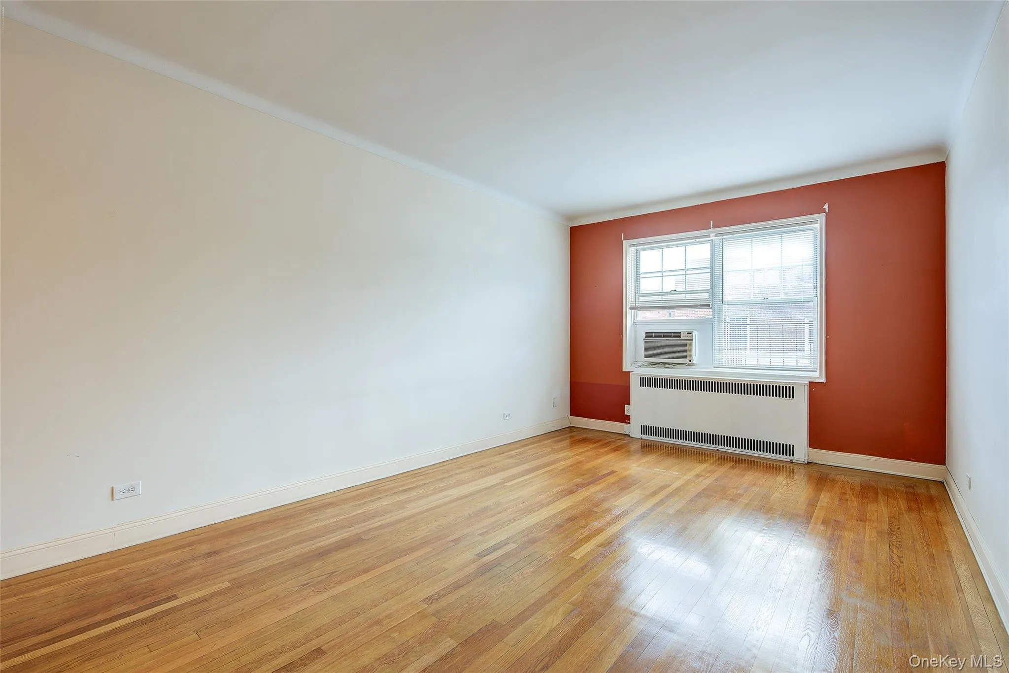77-15 113th Street, New York, NY, 1 Bedroom Bedrooms, 3 Rooms Rooms,1 BathroomBathrooms,Residential,For Rent,113th,0,1033756 77-15 113th Street, New York, NY, 1 Bedroom Bedrooms, 3 Rooms Rooms,1 BathroomBathrooms,Residential,For Rent,113th,0,1033756