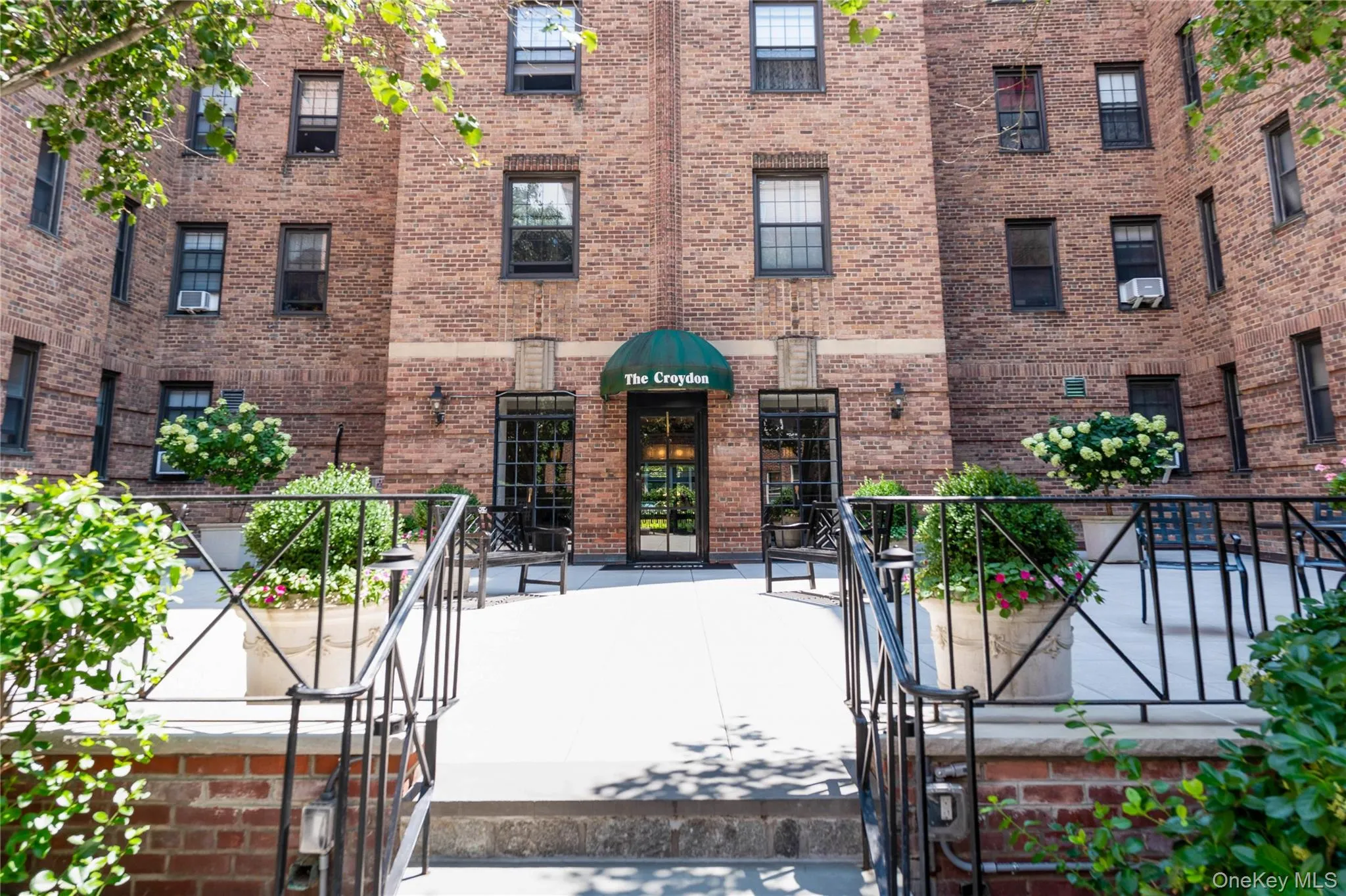35 Parkview Avenue, Yonkers, NY, 1 Bedroom Bedrooms, 4 Rooms Rooms,1 BathroomBathrooms,Residential,For Rent,Parkview,0,1033758 35 Parkview Avenue, Yonkers, NY, 1 Bedroom Bedrooms, 4 Rooms Rooms,1 BathroomBathrooms,Residential,For Rent,Parkview,0,1033758