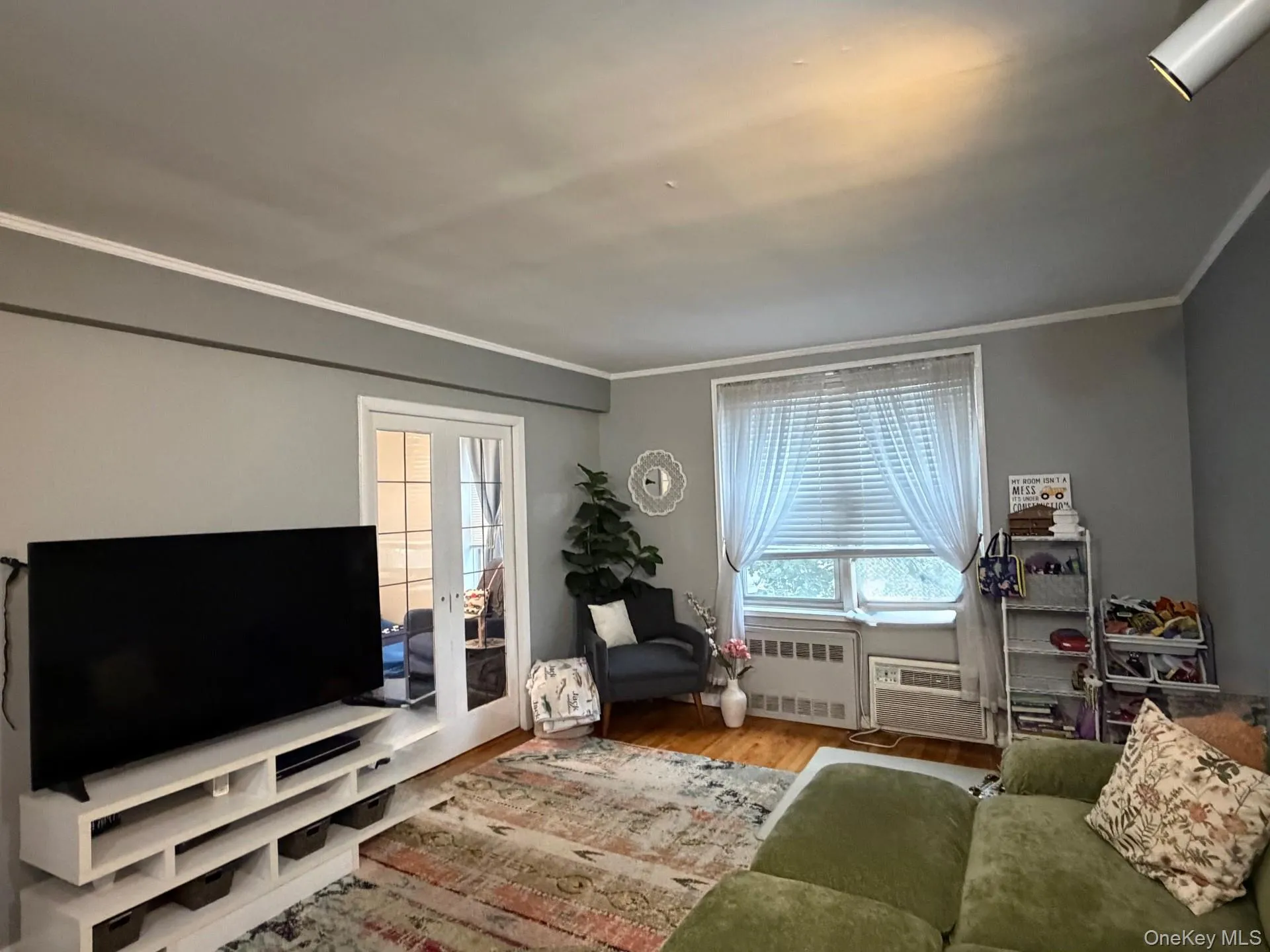 16 Main Street, Hempstead, NY, 2 Bedrooms Bedrooms, 4 Rooms Rooms,1 BathroomBathrooms,Residential,For Rent,Main,0,1033760 16 Main Street, Hempstead, NY, 2 Bedrooms Bedrooms, 4 Rooms Rooms,1 BathroomBathrooms,Residential,For Rent,Main,0,1033760