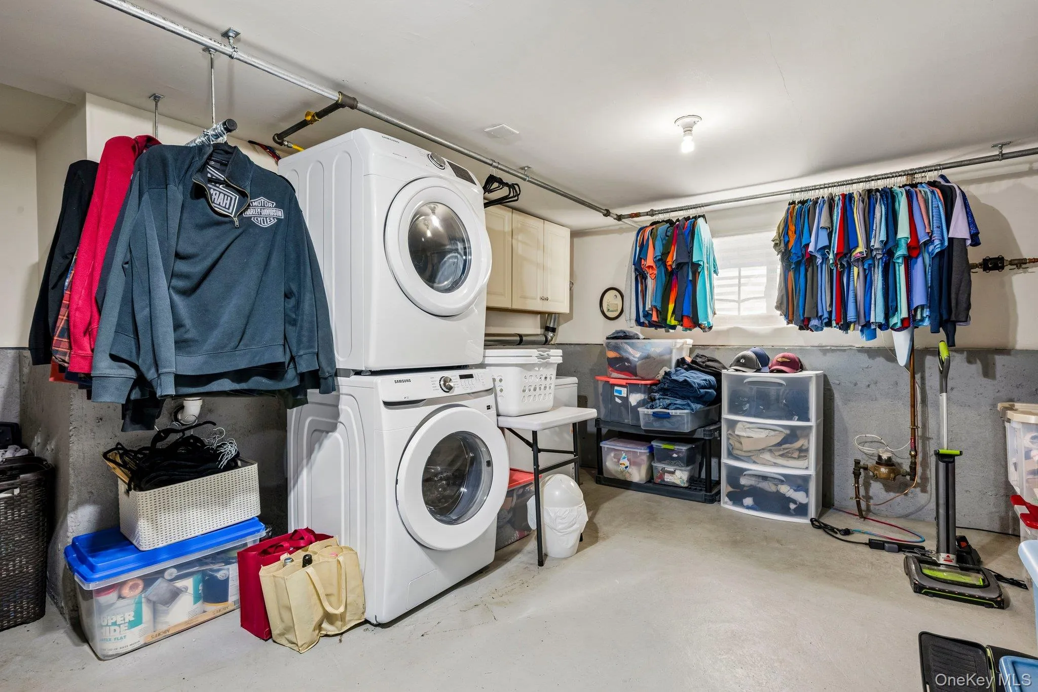 Partial Basement with Laundry & Utilities Partial Basement with Laundry & Utilities