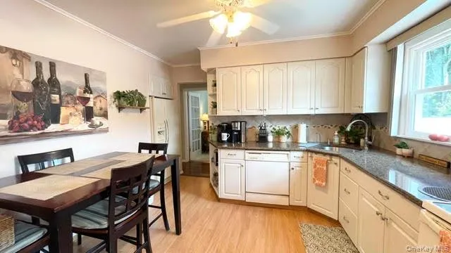 32 Taylor Drive, Oyster Bay, NY, 3 Bedrooms Bedrooms, 9 Rooms Rooms,3 BathroomsBathrooms,Residential,For Rent,Taylor,0,1033769 32 Taylor Drive, Oyster Bay, NY, 3 Bedrooms Bedrooms, 9 Rooms Rooms,3 BathroomsBathrooms,Residential,For Rent,Taylor,0,1033769
