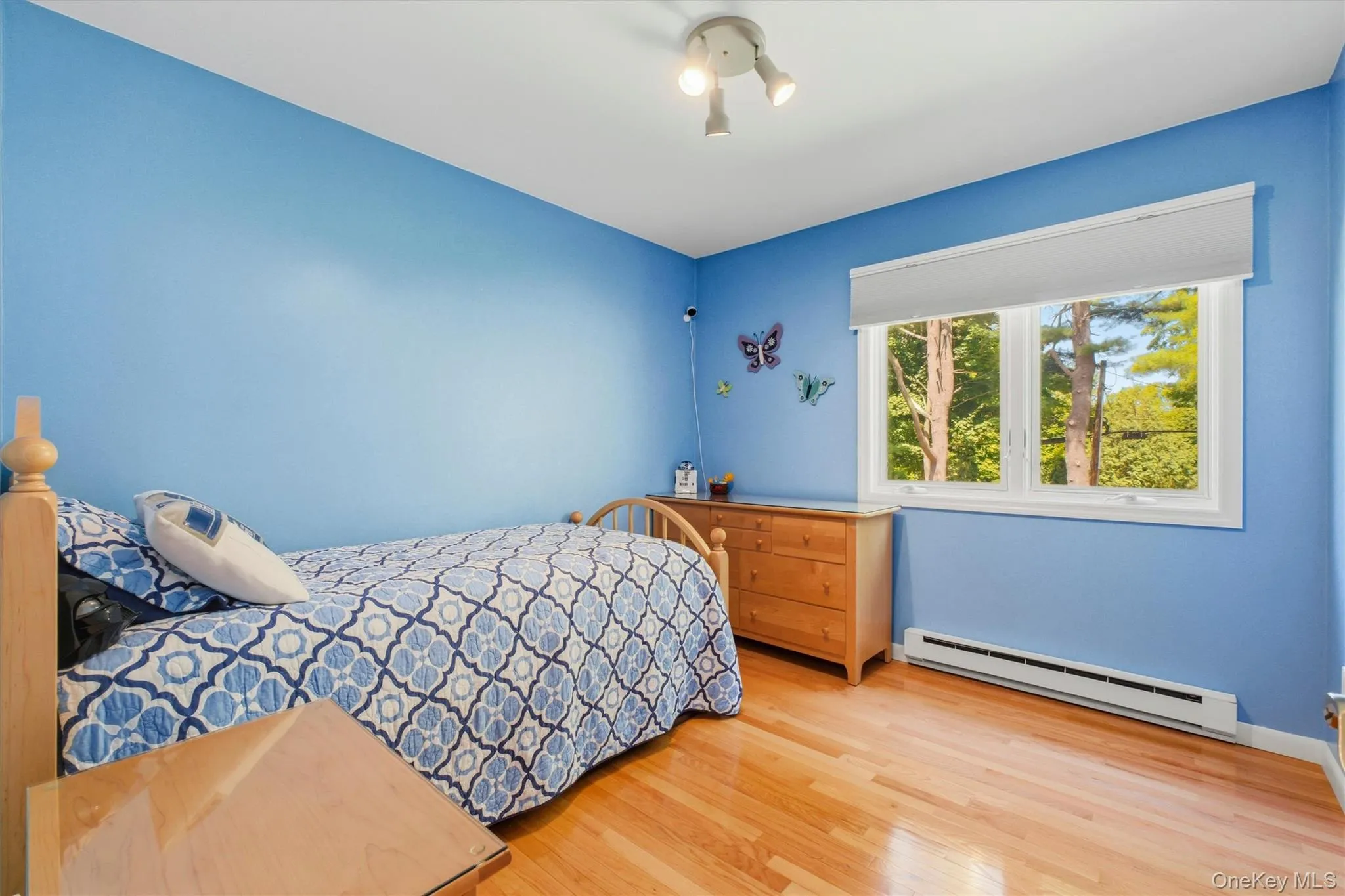 2nd bedroom 2nd bedroom