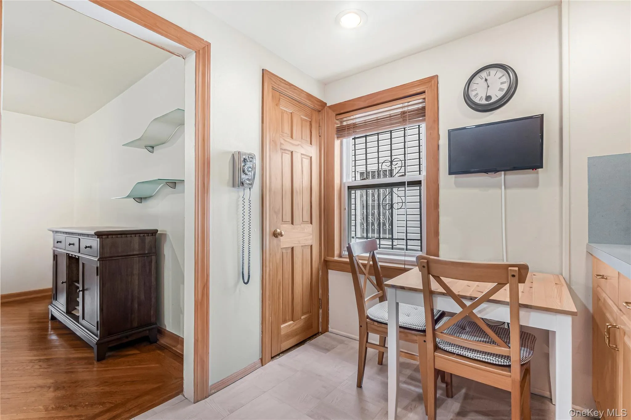 9423 209th Street, New York, NY, 3 Bedrooms Bedrooms, 7 Rooms Rooms,1 BathroomBathrooms,Residential,For Rent,209th,0,1033775 9423 209th Street, New York, NY, 3 Bedrooms Bedrooms, 7 Rooms Rooms,1 BathroomBathrooms,Residential,For Rent,209th,0,1033775