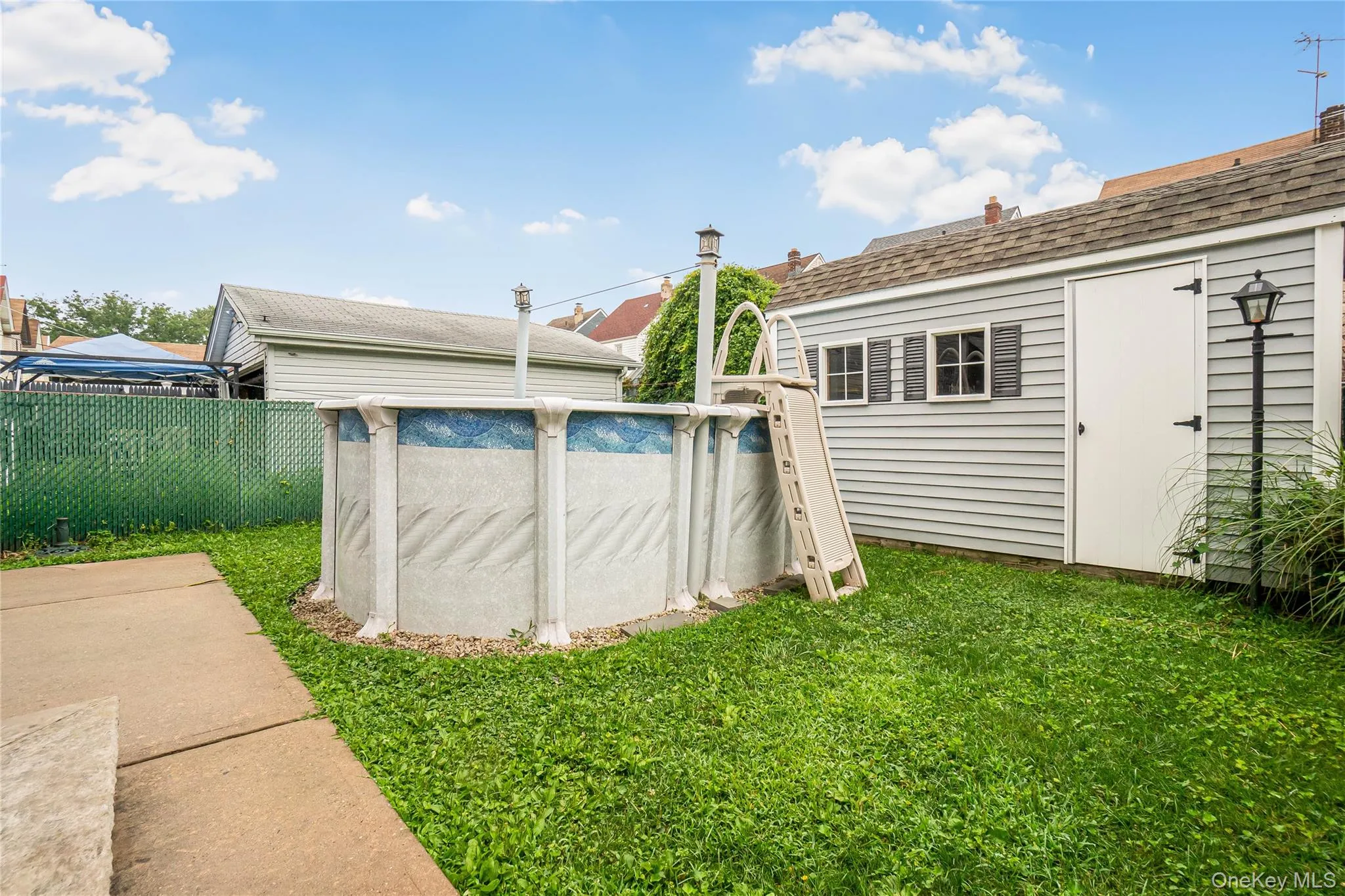 9423 209th Street, New York, NY, 3 Bedrooms Bedrooms, 7 Rooms Rooms,1 BathroomBathrooms,Residential,For Rent,209th,0,1033775 9423 209th Street, New York, NY, 3 Bedrooms Bedrooms, 7 Rooms Rooms,1 BathroomBathrooms,Residential,For Rent,209th,0,1033775