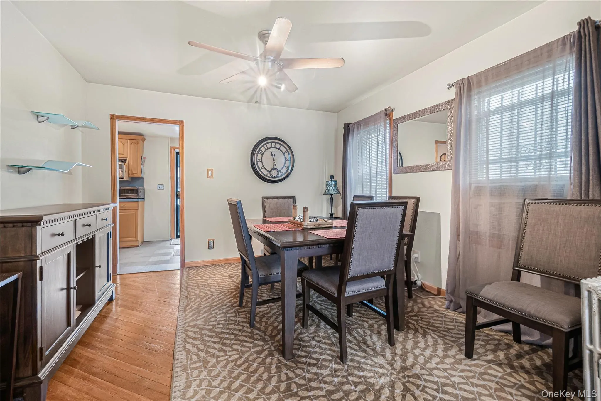 9423 209th Street, New York, NY, 3 Bedrooms Bedrooms, 7 Rooms Rooms,1 BathroomBathrooms,Residential,For Rent,209th,0,1033775 9423 209th Street, New York, NY, 3 Bedrooms Bedrooms, 7 Rooms Rooms,1 BathroomBathrooms,Residential,For Rent,209th,0,1033775