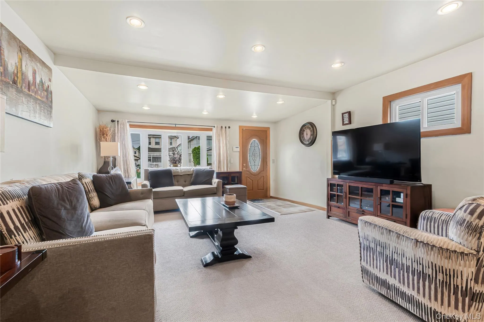 9423 209th Street, New York, NY, 3 Bedrooms Bedrooms, 7 Rooms Rooms,1 BathroomBathrooms,Residential,For Rent,209th,0,1033775 9423 209th Street, New York, NY, 3 Bedrooms Bedrooms, 7 Rooms Rooms,1 BathroomBathrooms,Residential,For Rent,209th,0,1033775