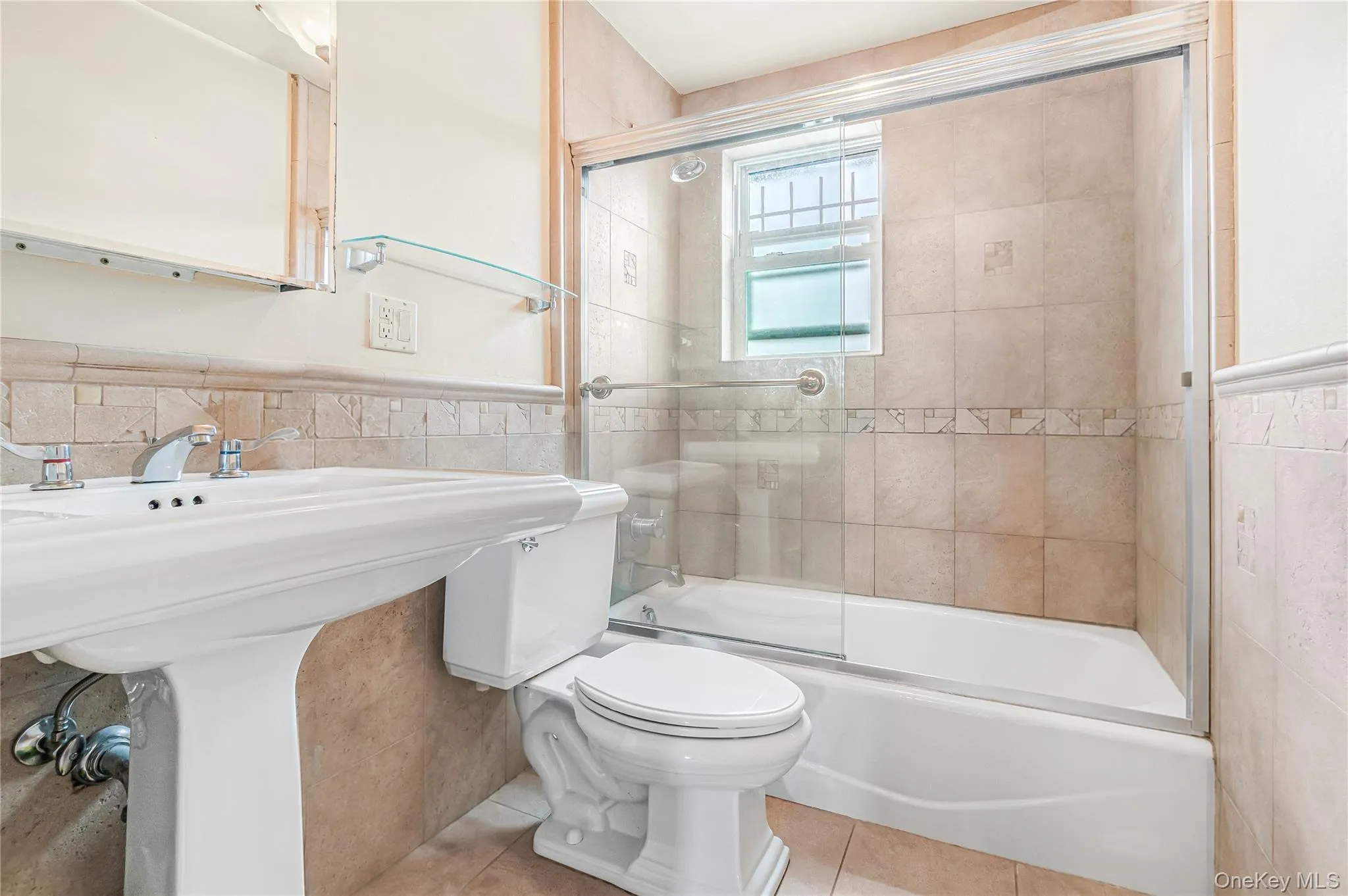 9423 209th Street, New York, NY, 3 Bedrooms Bedrooms, 7 Rooms Rooms,1 BathroomBathrooms,Residential,For Rent,209th,0,1033775 9423 209th Street, New York, NY, 3 Bedrooms Bedrooms, 7 Rooms Rooms,1 BathroomBathrooms,Residential,For Rent,209th,0,1033775