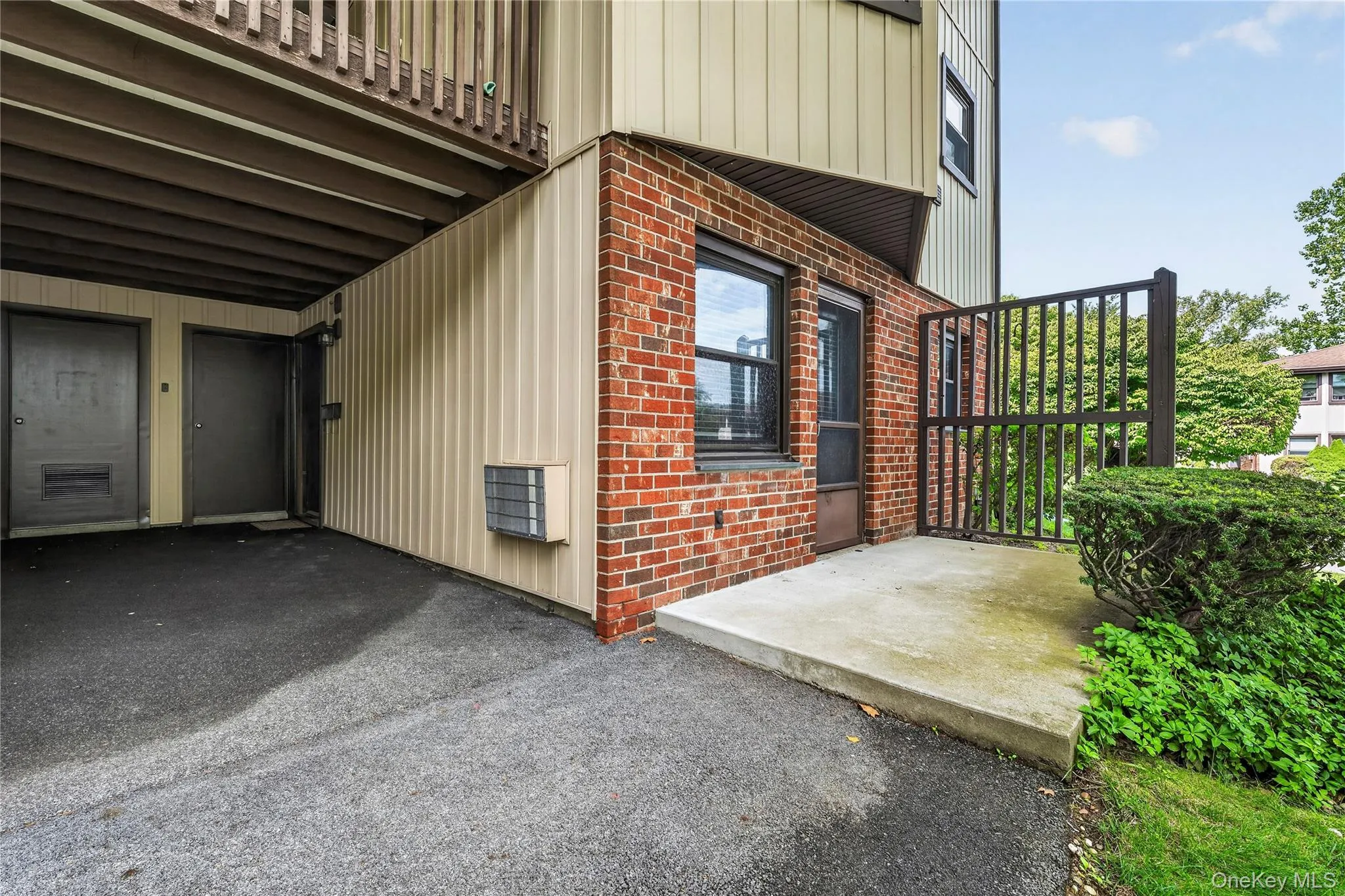 Enjoy your private patio and double entrance one on patio and one under cover. Enjoy your private patio and double entrance one on patio and one under cover.