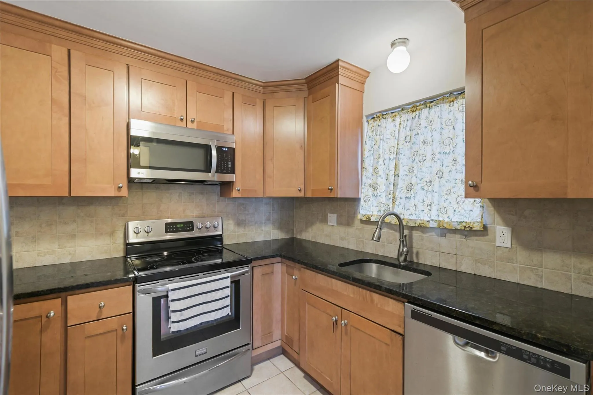 62 Scenic View, Yorktown, NY, 2 Bedrooms Bedrooms, 5 Rooms Rooms,2 BathroomsBathrooms,Residential Lease,For Rent,Scenic,0,1033782 62 Scenic View, Yorktown, NY, 2 Bedrooms Bedrooms, 5 Rooms Rooms,2 BathroomsBathrooms,Residential Lease,For Rent,Scenic,0,1033782