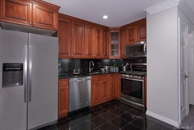 9 Ipswich Place, Brookhaven, NY, 1 Bedroom Bedrooms, 4 Rooms Rooms,1 BathroomBathrooms,Residential Lease,For Rent,Ipswich,0,1033788 9 Ipswich Place, Brookhaven, NY, 1 Bedroom Bedrooms, 4 Rooms Rooms,1 BathroomBathrooms,Residential Lease,For Rent,Ipswich,0,1033788