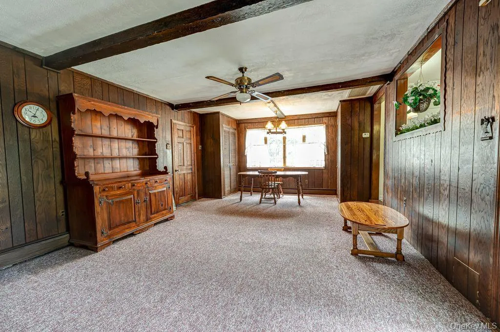 17 Eckert Street, Huntington, NY, 3 Bedrooms Bedrooms, 6 Rooms Rooms,1 BathroomBathrooms,Residential,For Rent,Eckert,0,1033789 17 Eckert Street, Huntington, NY, 3 Bedrooms Bedrooms, 6 Rooms Rooms,1 BathroomBathrooms,Residential,For Rent,Eckert,0,1033789