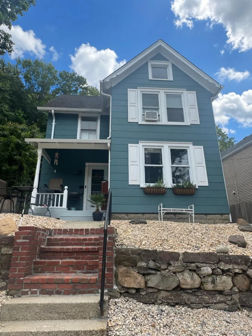 78 Scudder Avenue, Huntington, NY, 3 Bedrooms Bedrooms, 9 Rooms Rooms,2 BathroomsBathrooms,Residential,For Rent,Scudder,0,1033790 78 Scudder Avenue, Huntington, NY, 3 Bedrooms Bedrooms, 9 Rooms Rooms,2 BathroomsBathrooms,Residential,For Rent,Scudder,0,1033790