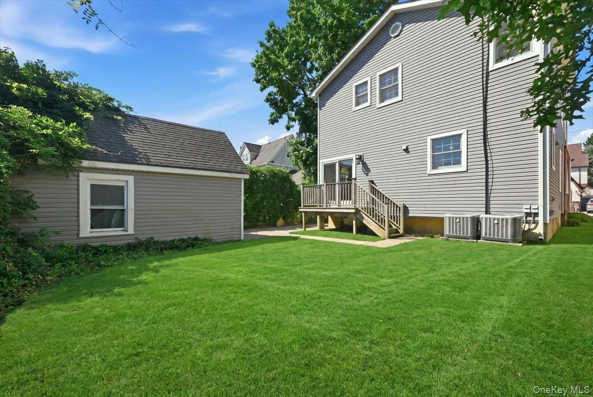243 Spruce Street, Hempstead, NY, 4 Bedrooms Bedrooms, 8 Rooms Rooms,3 BathroomsBathrooms,Residential,For Rent,Spruce,0,1033796 243 Spruce Street, Hempstead, NY, 4 Bedrooms Bedrooms, 8 Rooms Rooms,3 BathroomsBathrooms,Residential,For Rent,Spruce,0,1033796