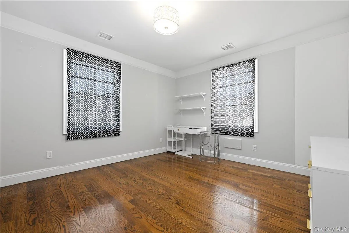 243 Spruce Street, Hempstead, NY, 4 Bedrooms Bedrooms, 8 Rooms Rooms,3 BathroomsBathrooms,Residential,For Rent,Spruce,0,1033796 243 Spruce Street, Hempstead, NY, 4 Bedrooms Bedrooms, 8 Rooms Rooms,3 BathroomsBathrooms,Residential,For Rent,Spruce,0,1033796