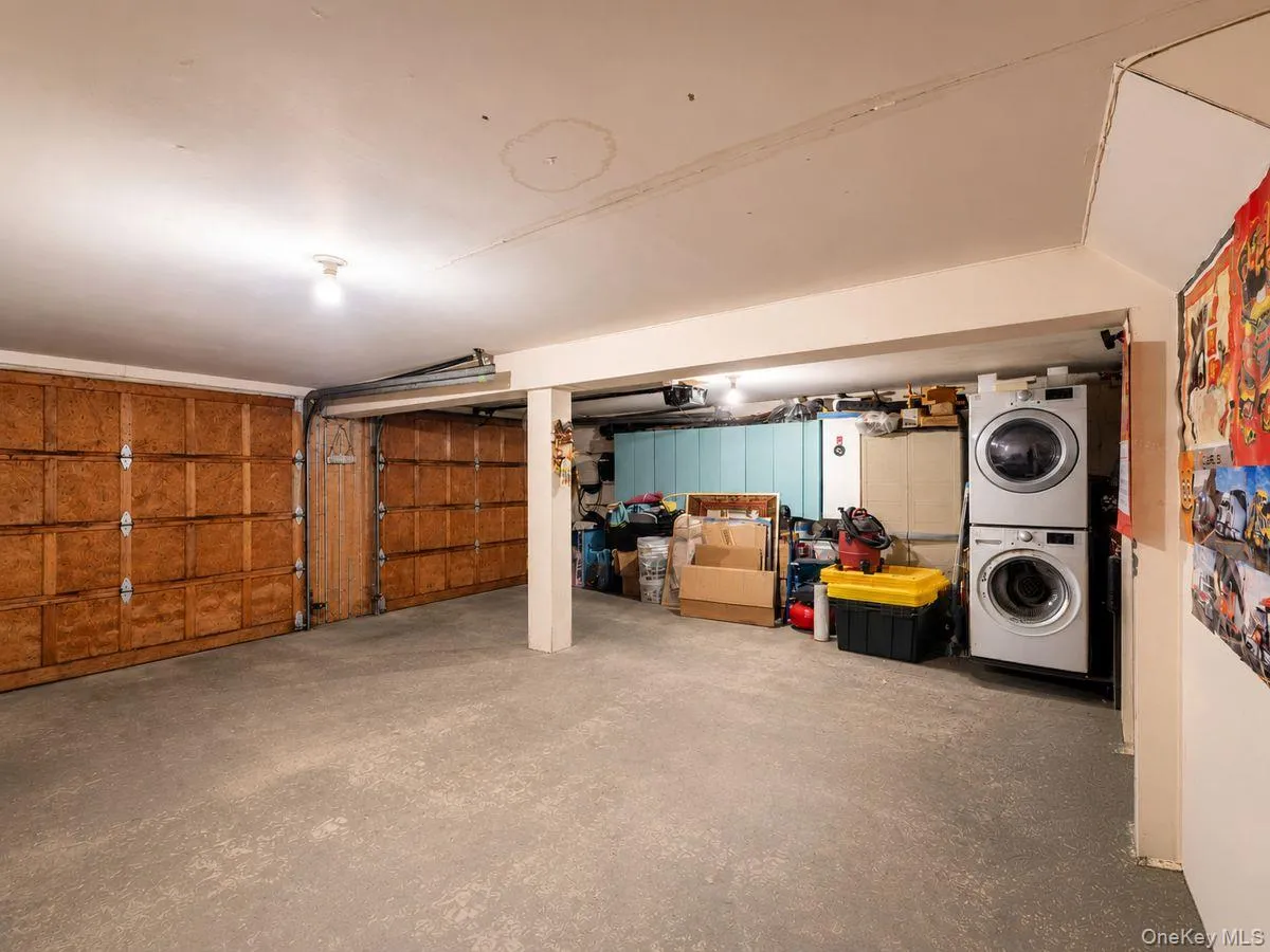 8719 57th Road, New York, NY, 3 Bedrooms Bedrooms, 5 Rooms Rooms,2 BathroomsBathrooms,Residential,For Rent,57th,0,1033798 8719 57th Road, New York, NY, 3 Bedrooms Bedrooms, 5 Rooms Rooms,2 BathroomsBathrooms,Residential,For Rent,57th,0,1033798