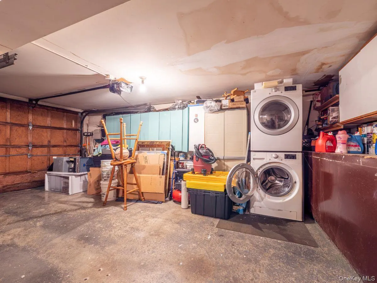 8719 57th Road, New York, NY, 3 Bedrooms Bedrooms, 5 Rooms Rooms,2 BathroomsBathrooms,Residential,For Rent,57th,0,1033798 8719 57th Road, New York, NY, 3 Bedrooms Bedrooms, 5 Rooms Rooms,2 BathroomsBathrooms,Residential,For Rent,57th,0,1033798