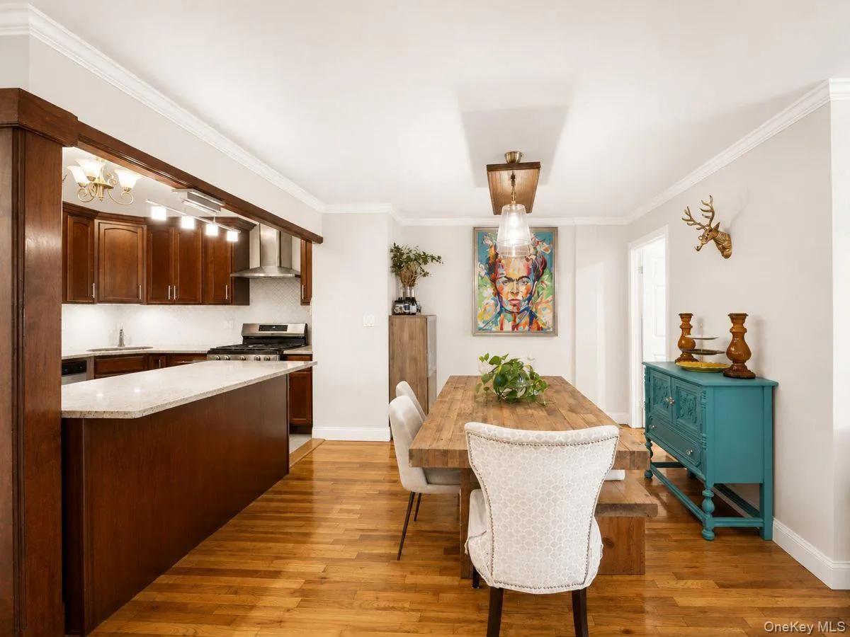 8719 57th Road, New York, NY, 3 Bedrooms Bedrooms, 5 Rooms Rooms,2 BathroomsBathrooms,Residential,For Rent,57th,0,1033798 8719 57th Road, New York, NY, 3 Bedrooms Bedrooms, 5 Rooms Rooms,2 BathroomsBathrooms,Residential,For Rent,57th,0,1033798
