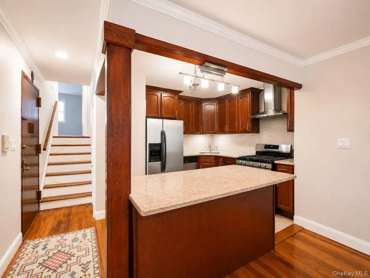 8719 57th Road, New York, NY, 3 Bedrooms Bedrooms, 5 Rooms Rooms,2 BathroomsBathrooms,Residential,For Rent,57th,0,1033798 8719 57th Road, New York, NY, 3 Bedrooms Bedrooms, 5 Rooms Rooms,2 BathroomsBathrooms,Residential,For Rent,57th,0,1033798