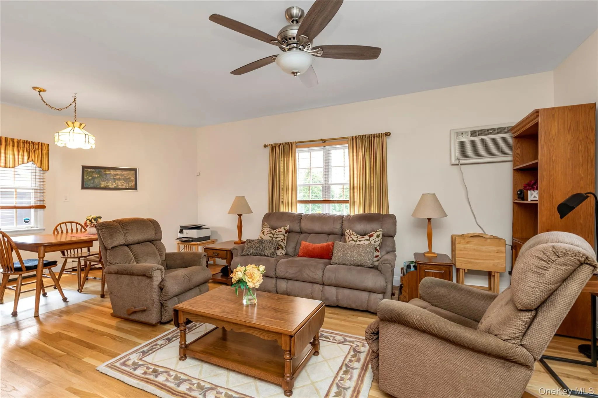 215-36 48th Avenue, New York, NY, 4 Bedrooms Bedrooms, 7 Rooms Rooms,2 BathroomsBathrooms,Residential,For Rent,48th,0,1033799 215-36 48th Avenue, New York, NY, 4 Bedrooms Bedrooms, 7 Rooms Rooms,2 BathroomsBathrooms,Residential,For Rent,48th,0,1033799