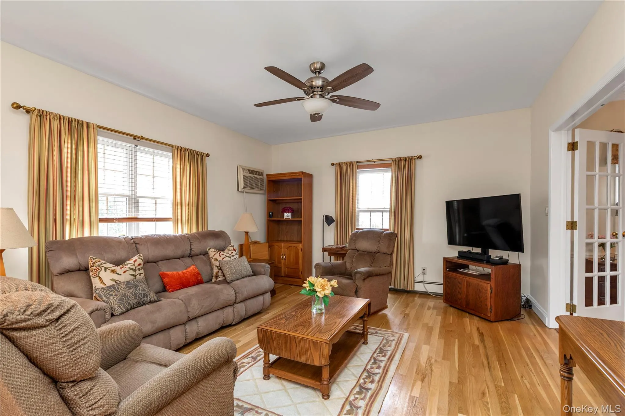 215-36 48th Avenue, New York, NY, 4 Bedrooms Bedrooms, 7 Rooms Rooms,2 BathroomsBathrooms,Residential,For Rent,48th,0,1033799 215-36 48th Avenue, New York, NY, 4 Bedrooms Bedrooms, 7 Rooms Rooms,2 BathroomsBathrooms,Residential,For Rent,48th,0,1033799