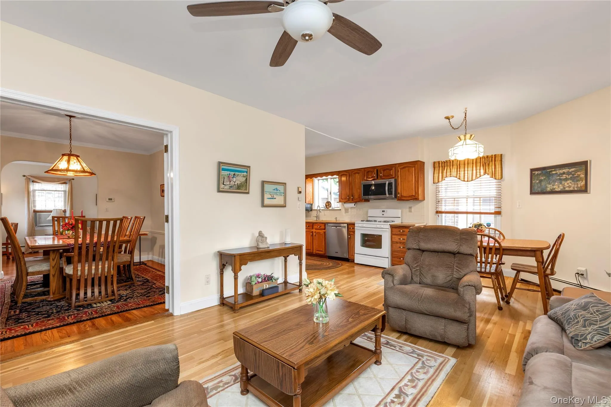 215-36 48th Avenue, New York, NY, 4 Bedrooms Bedrooms, 7 Rooms Rooms,2 BathroomsBathrooms,Residential,For Rent,48th,0,1033799 215-36 48th Avenue, New York, NY, 4 Bedrooms Bedrooms, 7 Rooms Rooms,2 BathroomsBathrooms,Residential,For Rent,48th,0,1033799