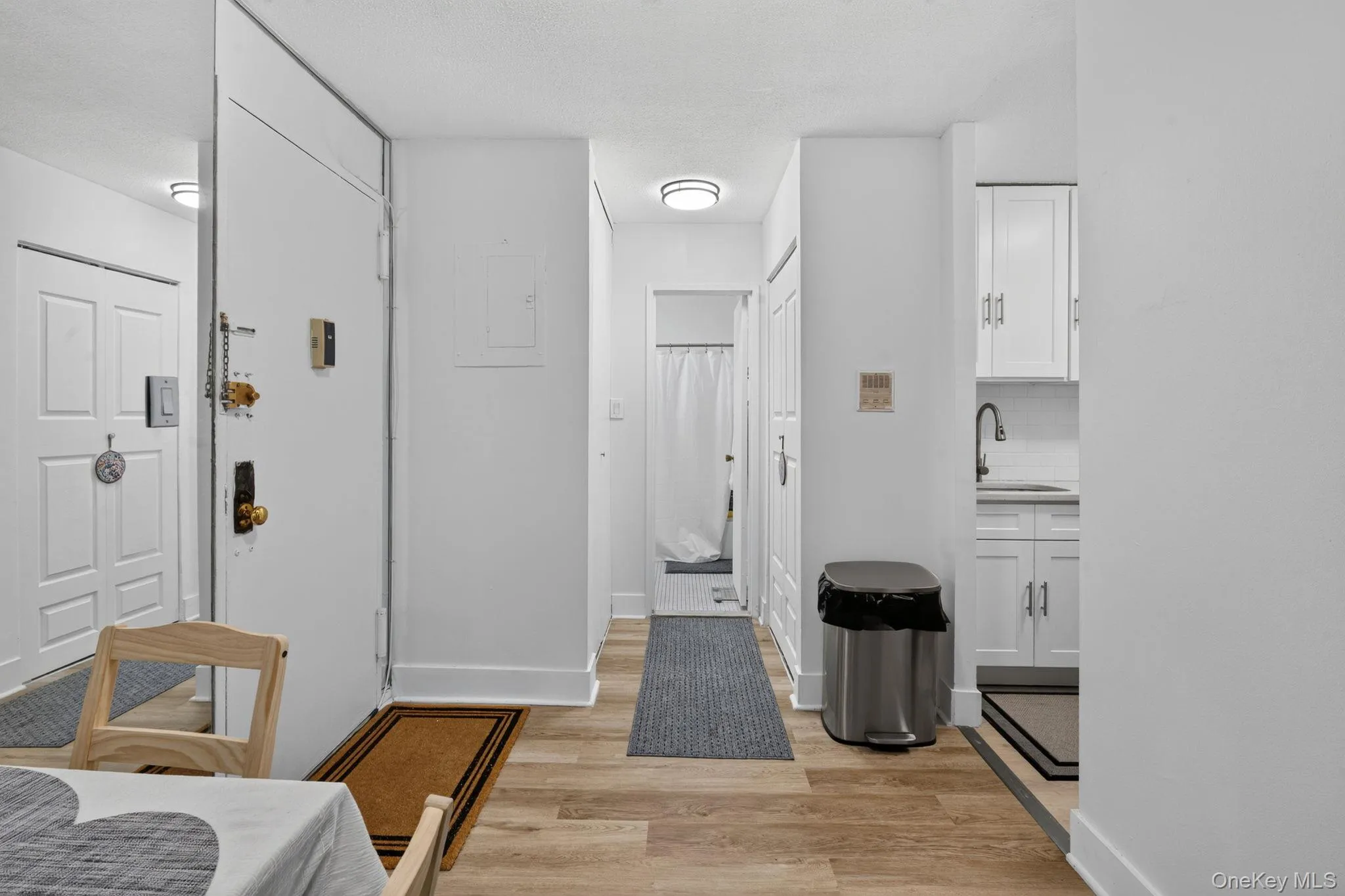 118-18 Union Turnpike, New York, NY, 3 Rooms Rooms,1 BathroomBathrooms,Residential,For Rent,Union Turnpike,0,1033801 118-18 Union Turnpike, New York, NY, 3 Rooms Rooms,1 BathroomBathrooms,Residential,For Rent,Union Turnpike,0,1033801