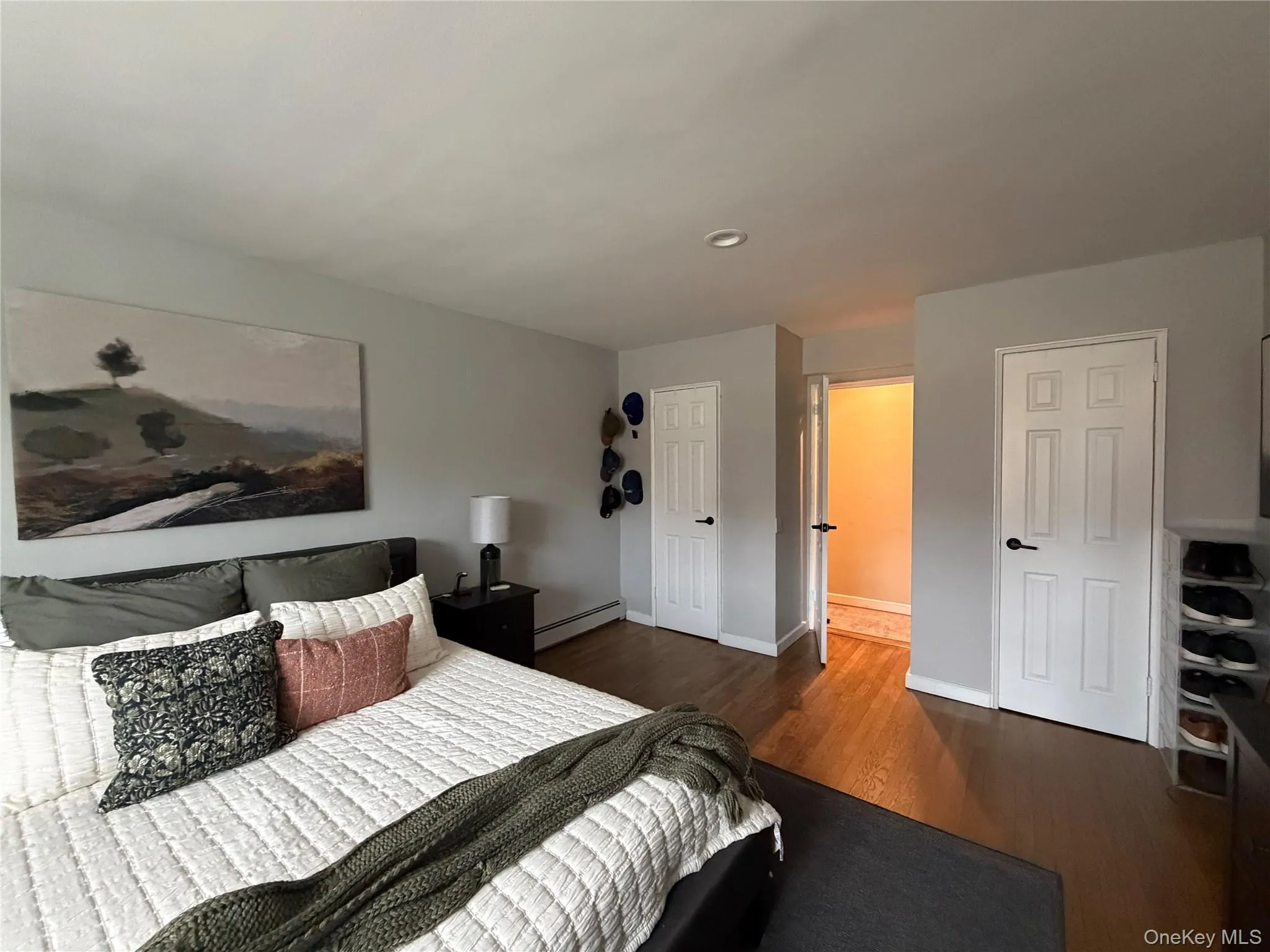 124 S Park Avenue, Hempstead, NY, 1 Bedroom Bedrooms, 4 Rooms Rooms,1 BathroomBathrooms,Residential Lease,For Rent,S Park,0,1033803 124 S Park Avenue, Hempstead, NY, 1 Bedroom Bedrooms, 4 Rooms Rooms,1 BathroomBathrooms,Residential Lease,For Rent,S Park,0,1033803