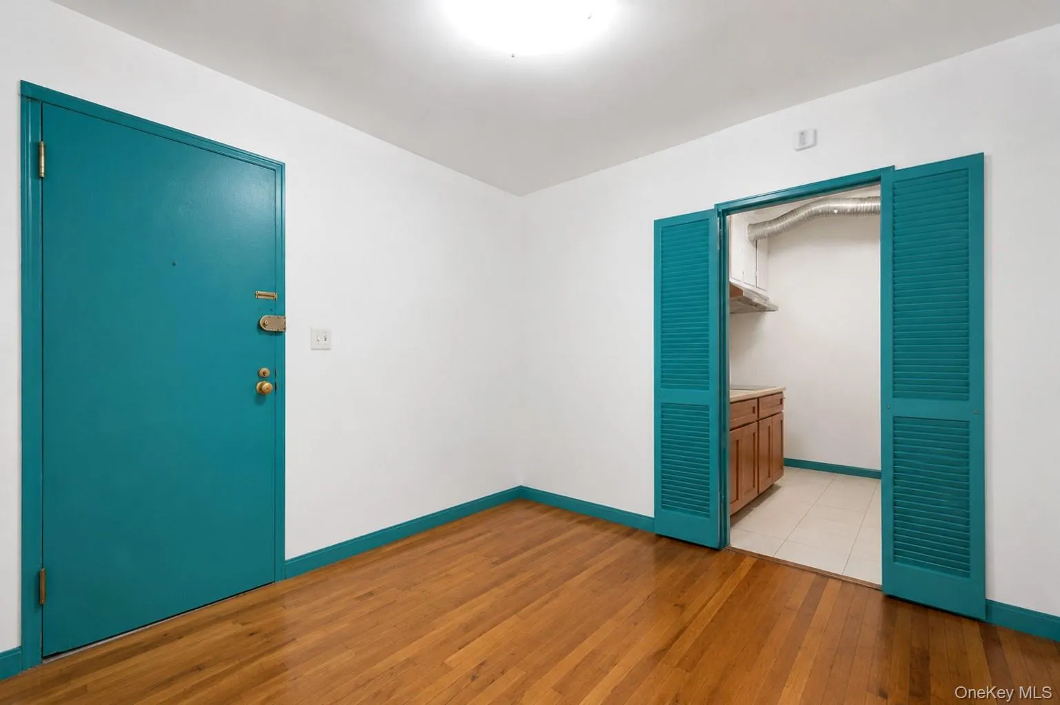 14430 Sanford Avenue, New York, NY, 1 Bedroom Bedrooms, 3 Rooms Rooms,1 BathroomBathrooms,Residential,For Rent,Sanford,0,1033804 14430 Sanford Avenue, New York, NY, 1 Bedroom Bedrooms, 3 Rooms Rooms,1 BathroomBathrooms,Residential,For Rent,Sanford,0,1033804