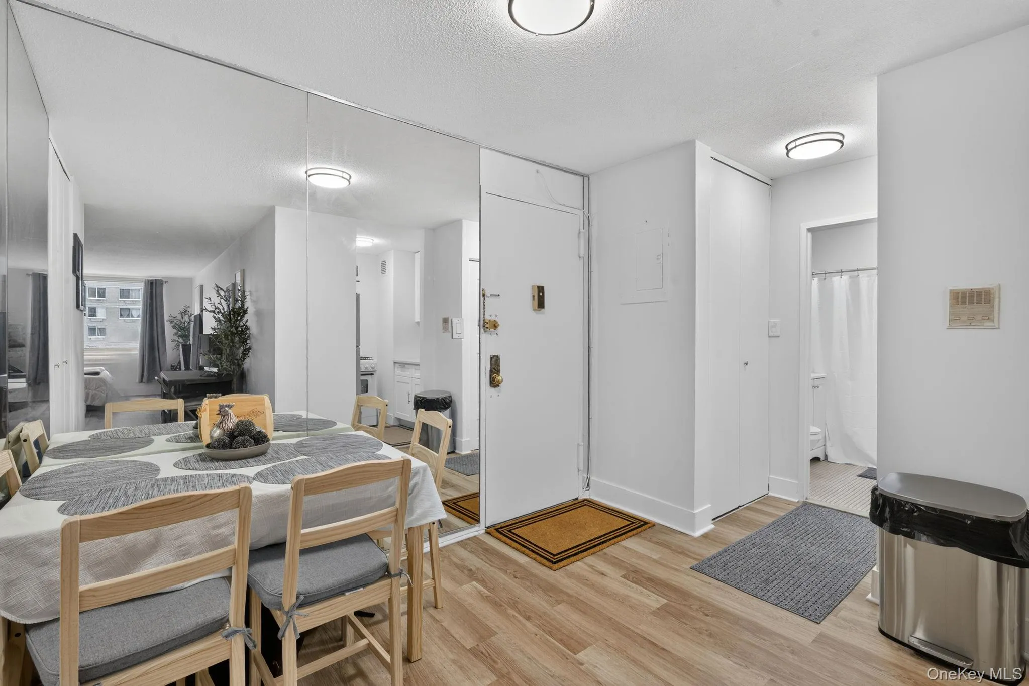 118-18 Union Turnpike, New York, NY, 3 Rooms Rooms,1 BathroomBathrooms,Residential Lease,For Rent,Union Turnpike,0,1033805 118-18 Union Turnpike, New York, NY, 3 Rooms Rooms,1 BathroomBathrooms,Residential Lease,For Rent,Union Turnpike,0,1033805