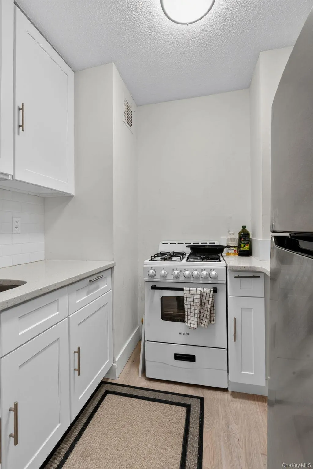 118-18 Union Turnpike, New York, NY, 3 Rooms Rooms,1 BathroomBathrooms,Residential Lease,For Rent,Union Turnpike,0,1033805 118-18 Union Turnpike, New York, NY, 3 Rooms Rooms,1 BathroomBathrooms,Residential Lease,For Rent,Union Turnpike,0,1033805