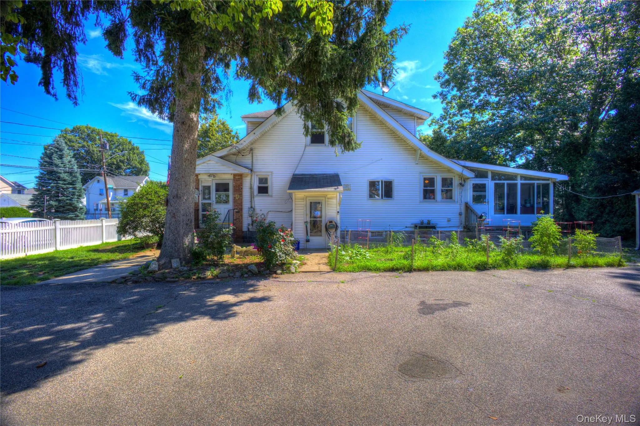 81 Notre Dame Avenue, Oyster Bay, NY, 3 Bedrooms Bedrooms, 7 Rooms Rooms,2 BathroomsBathrooms,Residential,For Rent,Notre Dame,0,1033807 81 Notre Dame Avenue, Oyster Bay, NY, 3 Bedrooms Bedrooms, 7 Rooms Rooms,2 BathroomsBathrooms,Residential,For Rent,Notre Dame,0,1033807