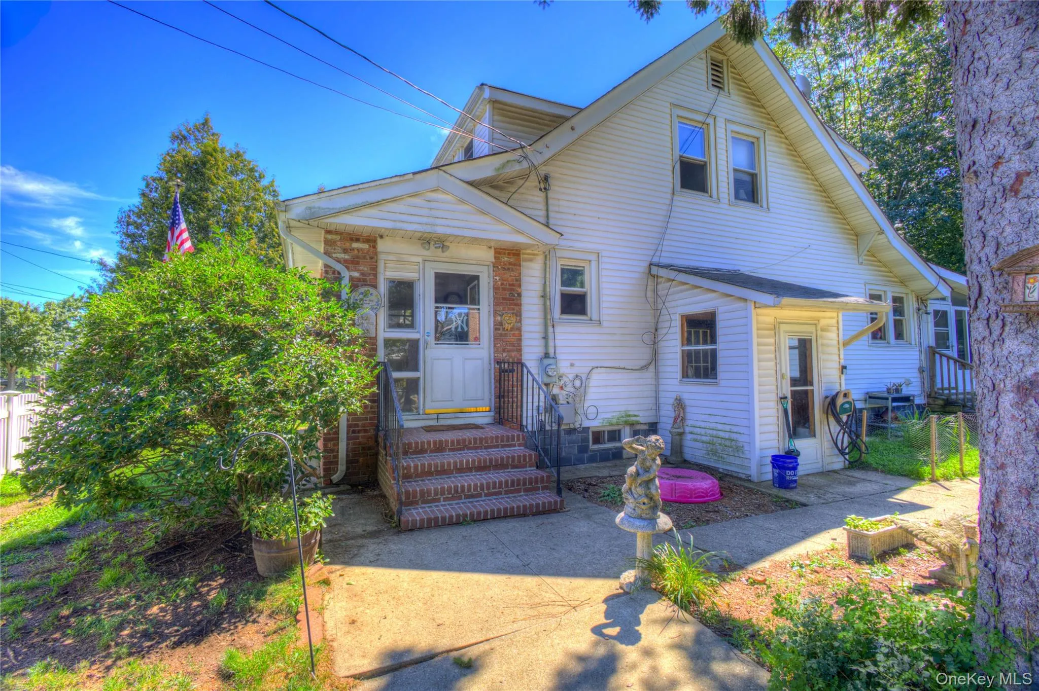 81 Notre Dame Avenue, Oyster Bay, NY, 3 Bedrooms Bedrooms, 7 Rooms Rooms,2 BathroomsBathrooms,Residential,For Rent,Notre Dame,0,1033807 81 Notre Dame Avenue, Oyster Bay, NY, 3 Bedrooms Bedrooms, 7 Rooms Rooms,2 BathroomsBathrooms,Residential,For Rent,Notre Dame,0,1033807