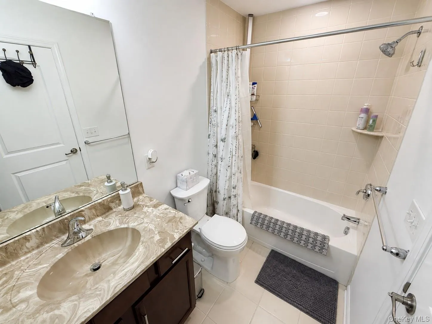 37 Lindentree Lane, Middletown, NY, 3 Bedrooms Bedrooms, 7 Rooms Rooms,2 BathroomsBathrooms,Residential,For Rent,Lindentree,0,1033808 37 Lindentree Lane, Middletown, NY, 3 Bedrooms Bedrooms, 7 Rooms Rooms,2 BathroomsBathrooms,Residential,For Rent,Lindentree,0,1033808