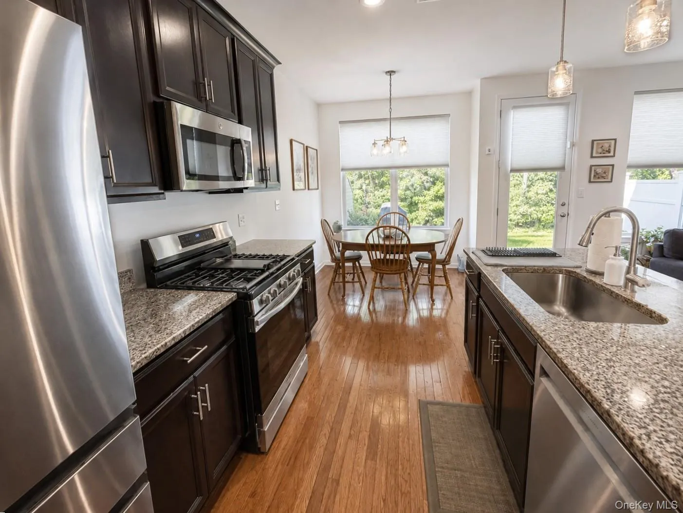 37 Lindentree Lane, Middletown, NY, 3 Bedrooms Bedrooms, 7 Rooms Rooms,2 BathroomsBathrooms,Residential,For Rent,Lindentree,0,1033808 37 Lindentree Lane, Middletown, NY, 3 Bedrooms Bedrooms, 7 Rooms Rooms,2 BathroomsBathrooms,Residential,For Rent,Lindentree,0,1033808