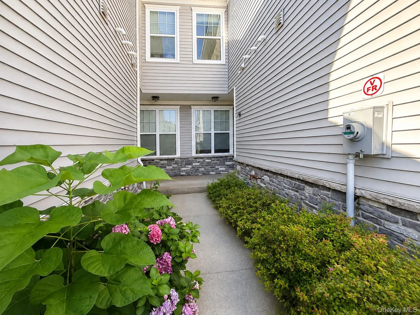 37 Lindentree Lane, Middletown, NY, 3 Bedrooms Bedrooms, 7 Rooms Rooms,2 BathroomsBathrooms,Residential,For Rent,Lindentree,0,1033808 37 Lindentree Lane, Middletown, NY, 3 Bedrooms Bedrooms, 7 Rooms Rooms,2 BathroomsBathrooms,Residential,For Rent,Lindentree,0,1033808