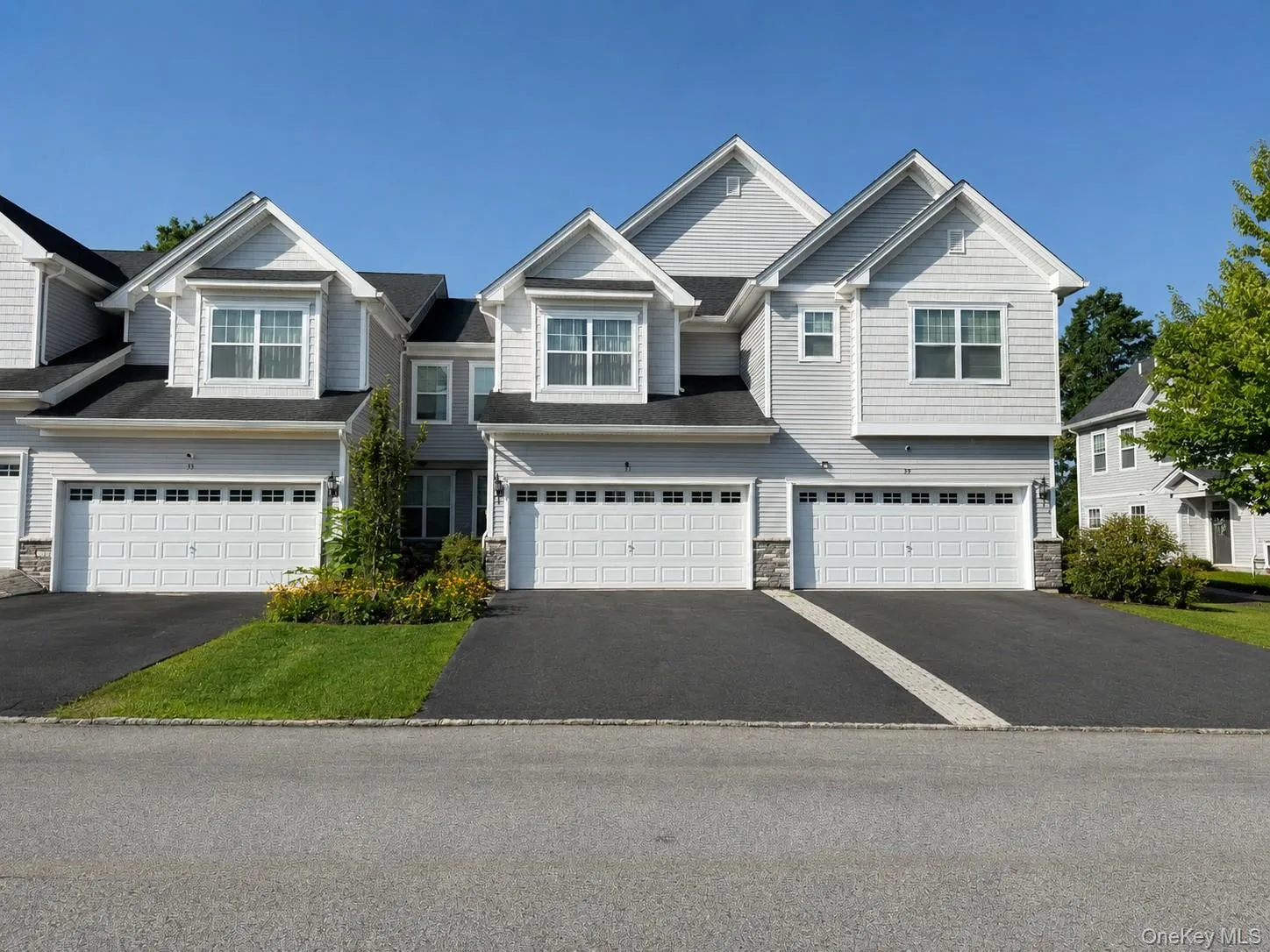 37 Lindentree Lane, Middletown, NY, 3 Bedrooms Bedrooms, 7 Rooms Rooms,2 BathroomsBathrooms,Residential,For Rent,Lindentree,0,1033808 37 Lindentree Lane, Middletown, NY, 3 Bedrooms Bedrooms, 7 Rooms Rooms,2 BathroomsBathrooms,Residential,For Rent,Lindentree,0,1033808